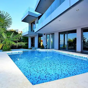 Marjanovic Apartment Opatija